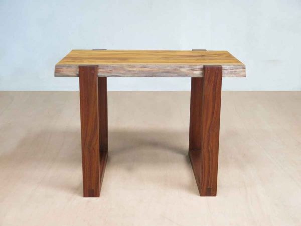 Masaya Diria Side Table For Sale - Image 2
